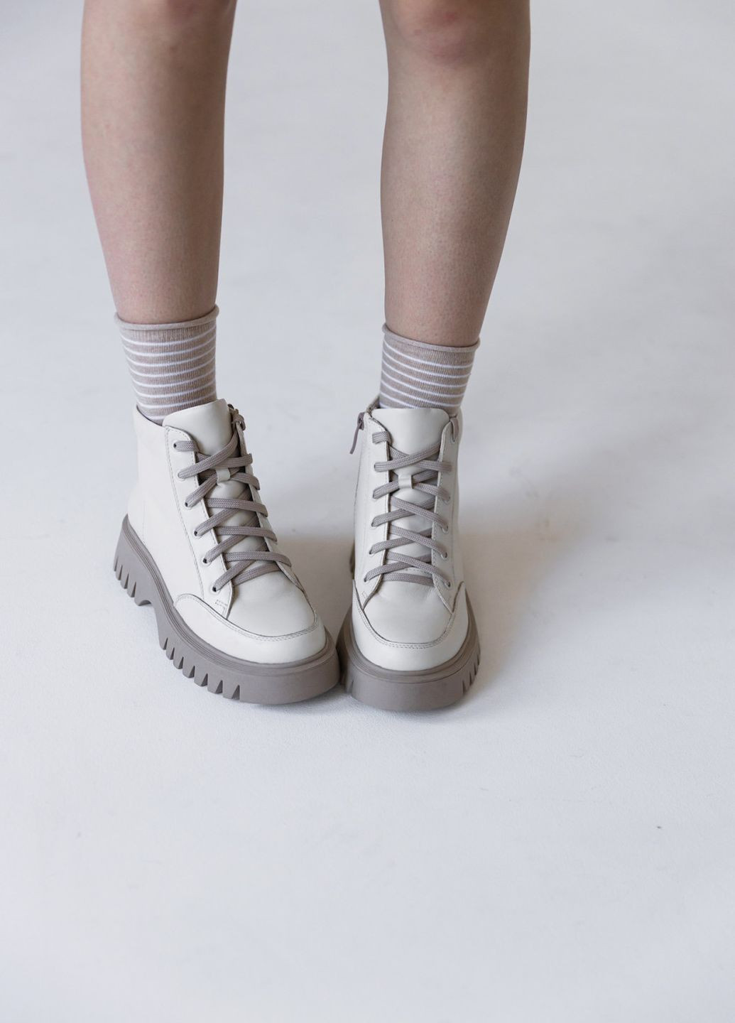 Демісезонні шкіряні черевики на шнурівці Villomi (277172191)
