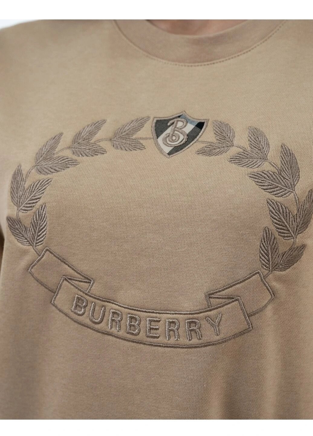 Світшот жіночий Burberry - Прямий крій логотип бежевий кежуал бавовна органічна - (265327183)