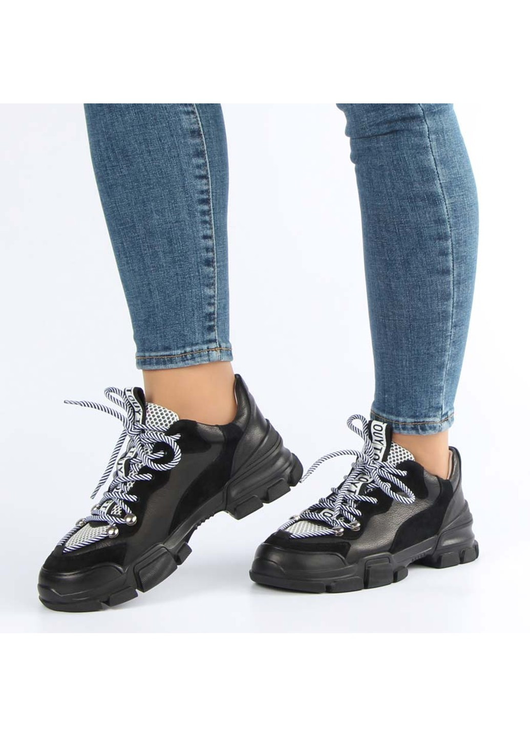 Черные демисезонные женские кроссовки 195648 Deenoor
