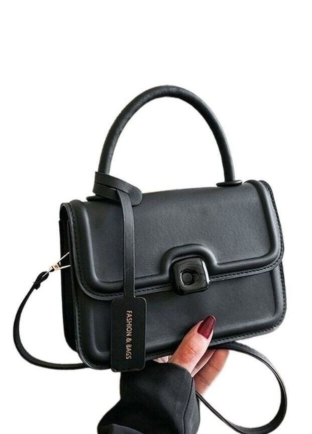 Жіноча класична сумка крос-боді на ремінці через плече чорна No Brand (274074222)