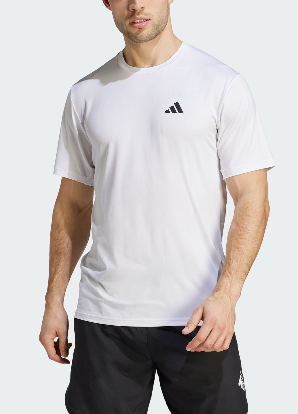 Белая футболка train essentials stretch training adidas