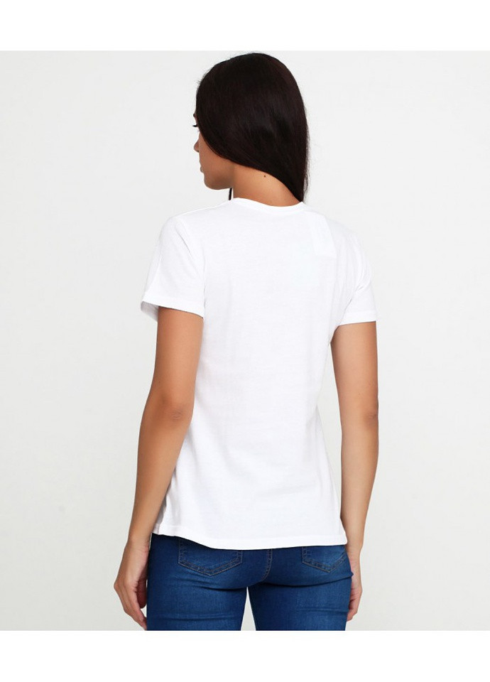 Белая летняя футболка женская белая 18ж425-17 с коротким рукавом Malta