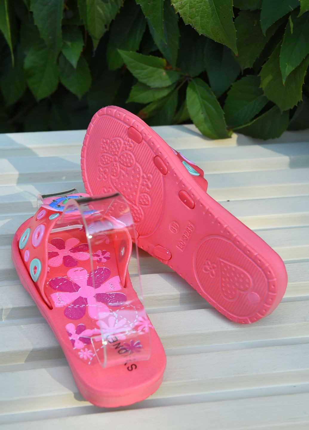 Шлепки детские для девочки кораллового цвета Let's Shop (263591222)