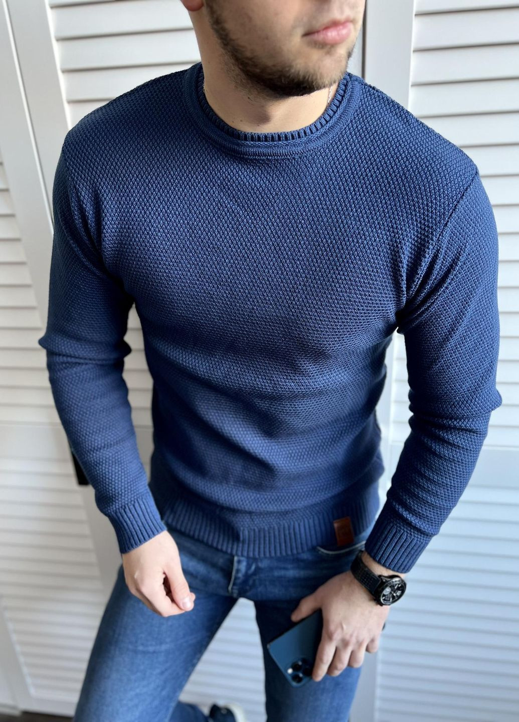 Темно-синій демісезонний светр овал темно-синій Vakko