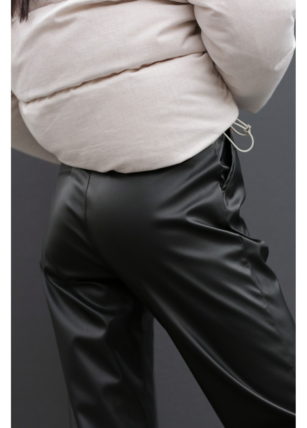 Черные демисезонные брюки из эко-кожи akta eco leather Aktasport