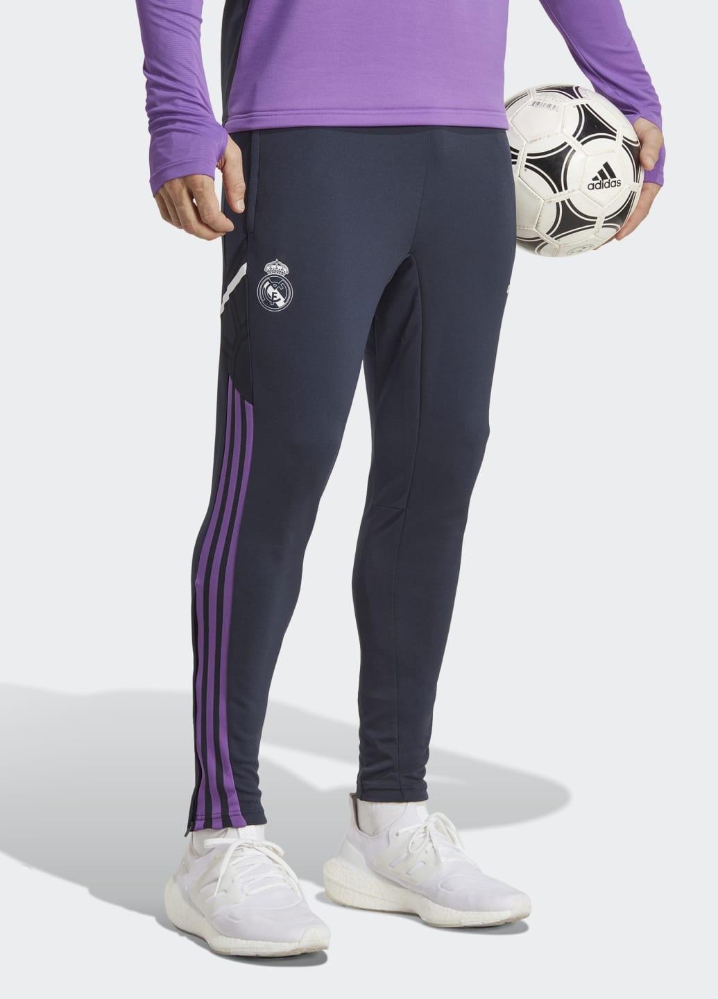 Футбольні спортивні штани Real Madrid Condivo 22 adidas (274274232)
