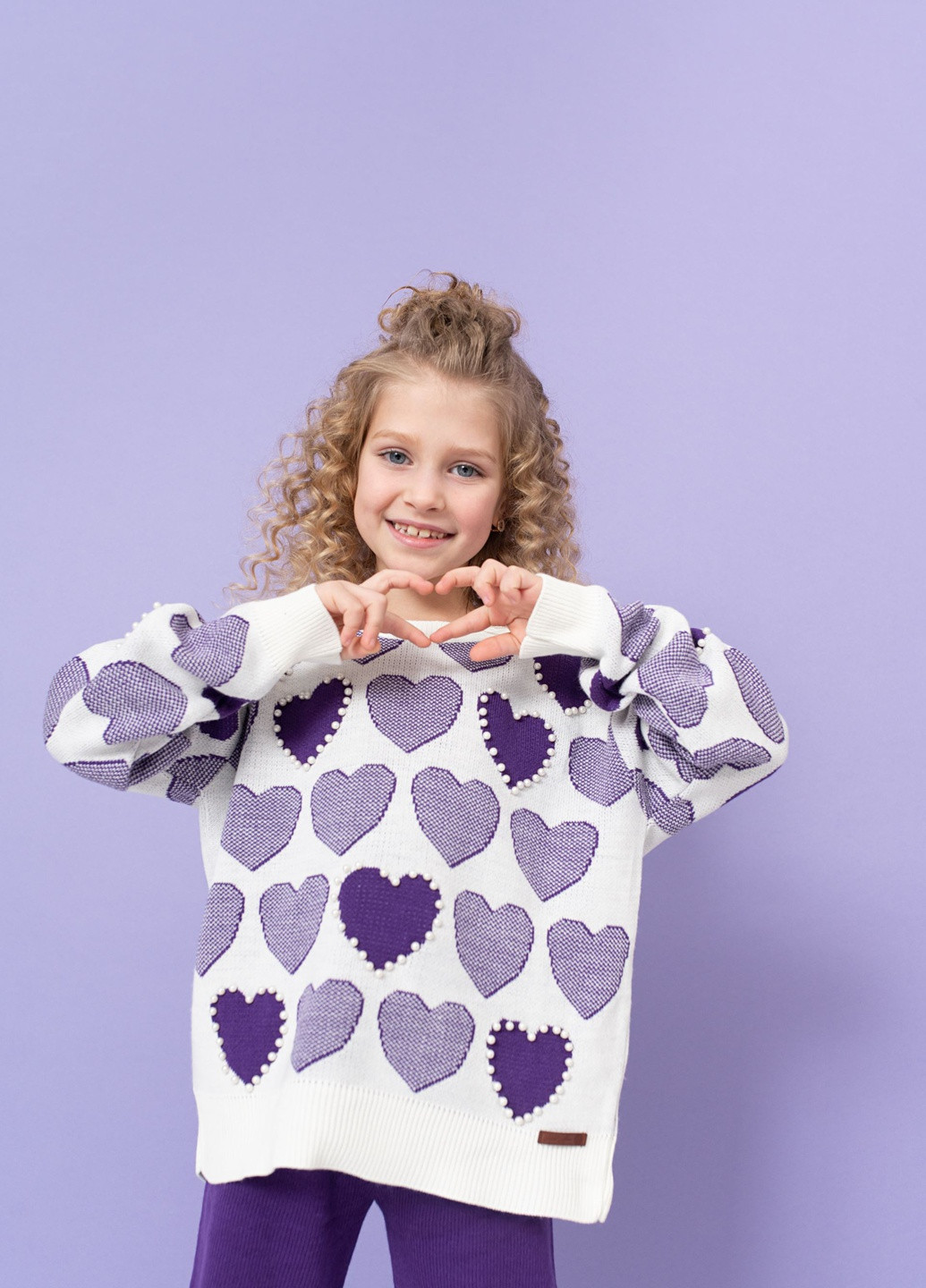 Фиолетовый демисезонный костюм фиолетовый с сердцами и жемчужинками брючный Yumster