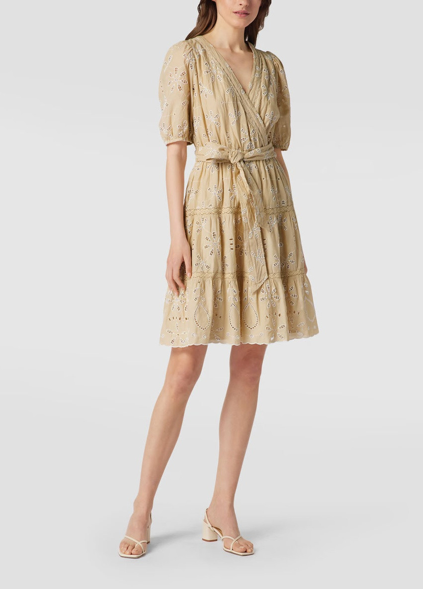 Бежевое платье Ralph Lauren