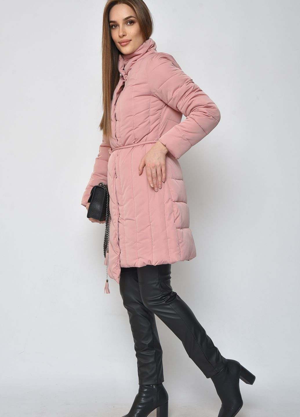 Розовая демисезонная куртка женская розового цвета Let's Shop