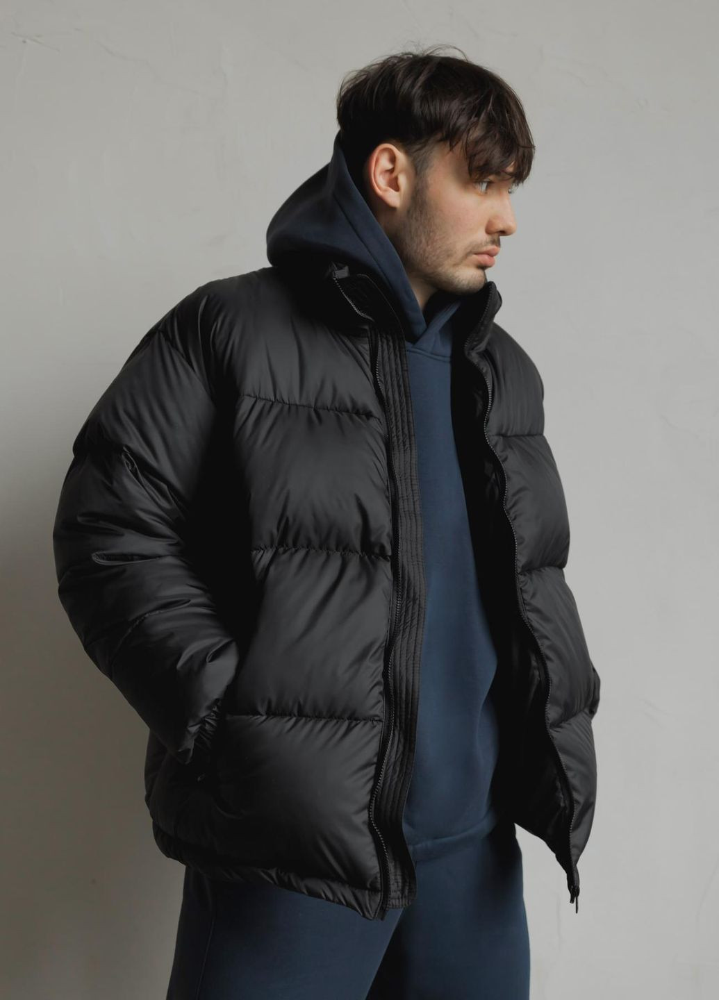Чорна зимня куртка зимова flex 22 синтепух Vakko
