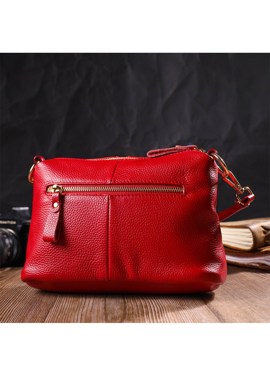 Женская яркая сумка через плечо из натуральной кожи 22136 Красная Vintage (260360857)