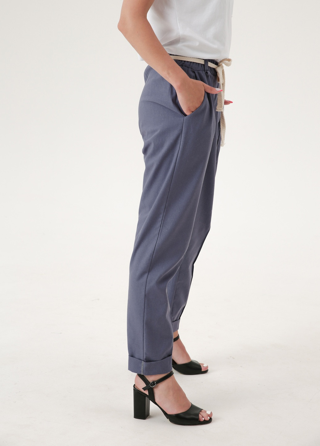Стильні жіночі штани звужені до низу з льону INNOE брюки (258685208)