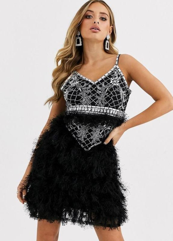 Чорна коктейльна, відвертий, карнавальний, вечірня чорна міні сукня з прикрасою зі штучного пера Starlet