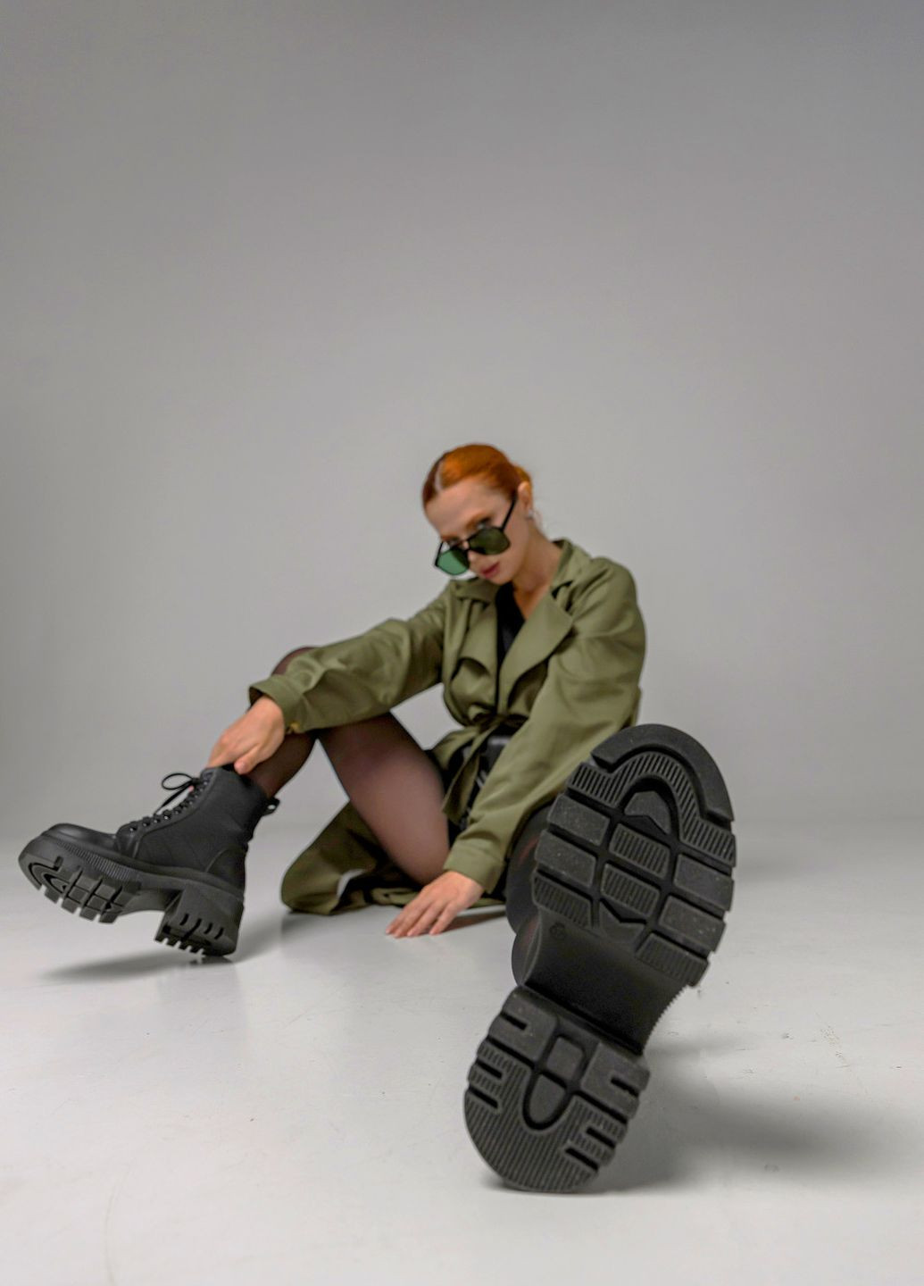 Осенние демисезонные кожаные ботинки на шнуровке Villomi