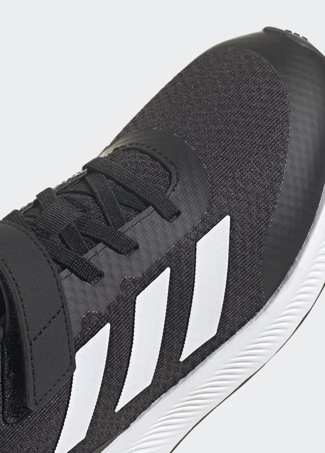 Чорні всесезонні кросівки runfalcon 3.0 adidas