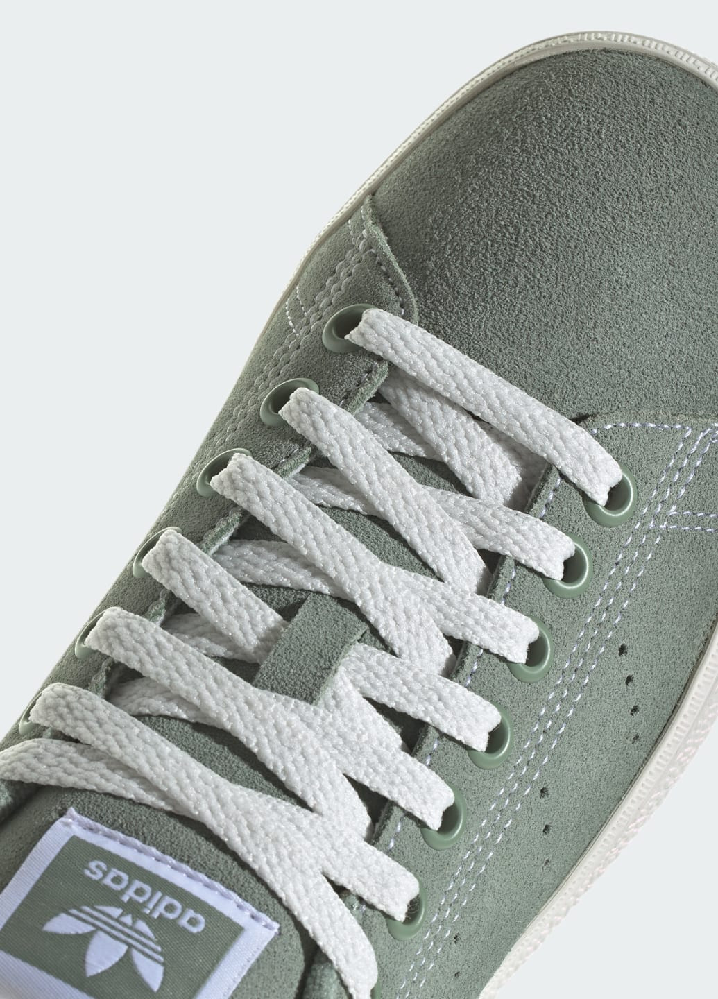 Зеленые всесезонные кроссовки stan smith cs adidas