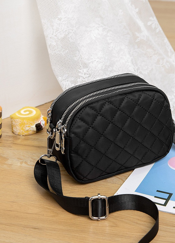 Женская классическая сумочка кроссбоди на ремешке на три отдела черная No Brand (258553585)
