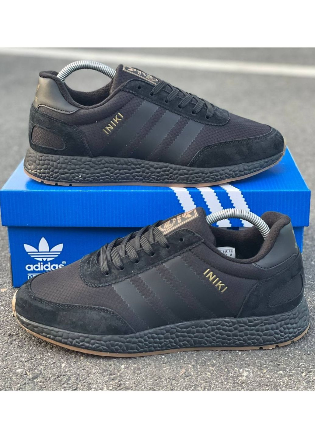 Черные зимние зимние кроссовки No Brand