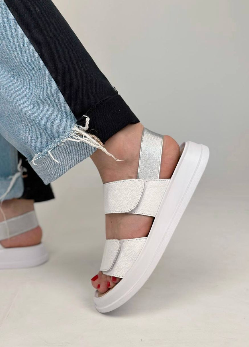 Белые босоножки Vakko на липучке