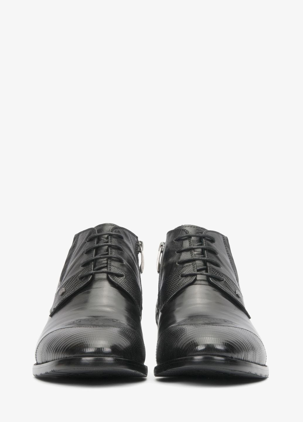 Черные ботинки Estro