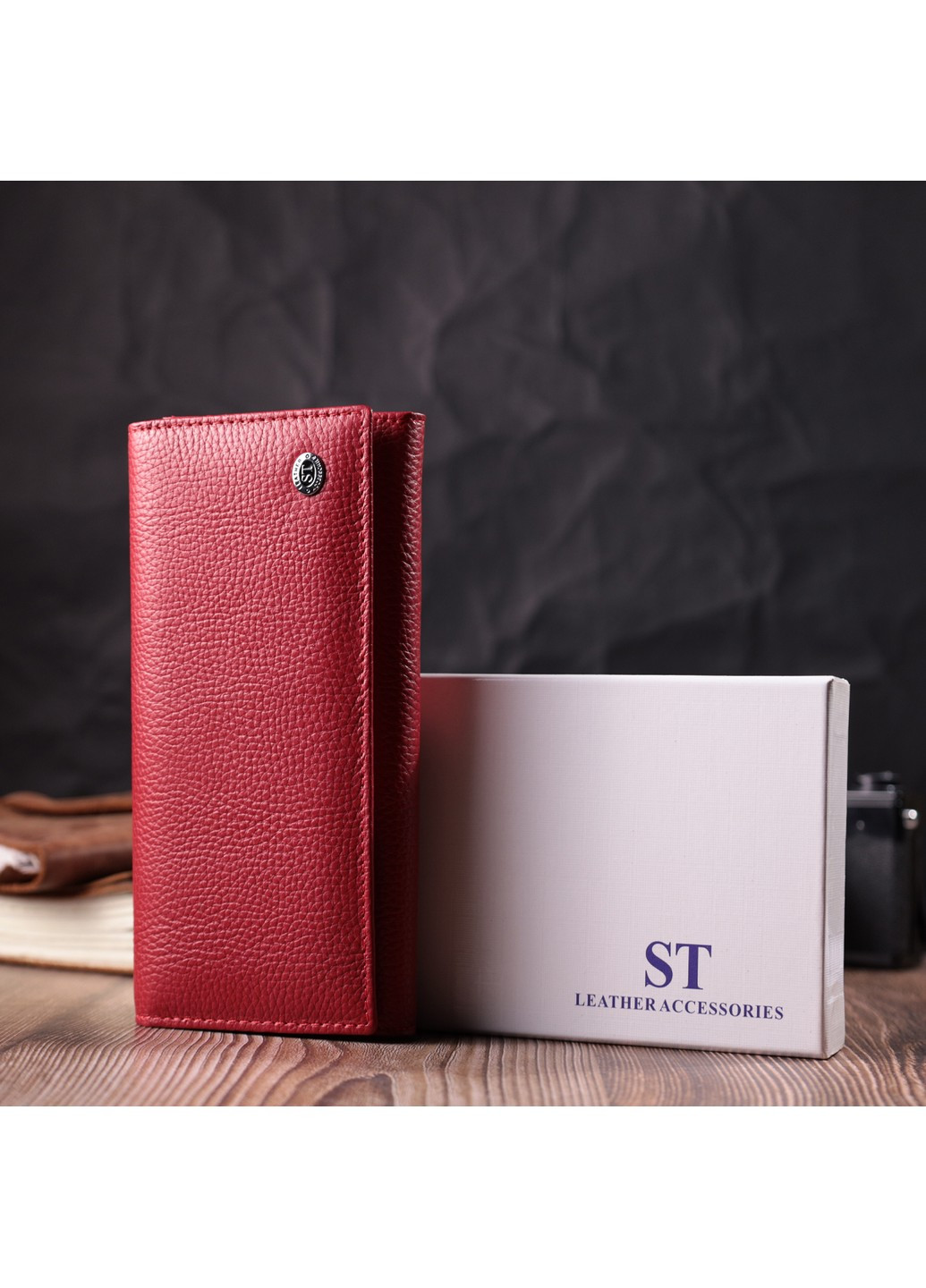 Яскравий жіночий гаманець горизонтального формату з натуральної шкіри 22514 Червоний st leather (277980465)
