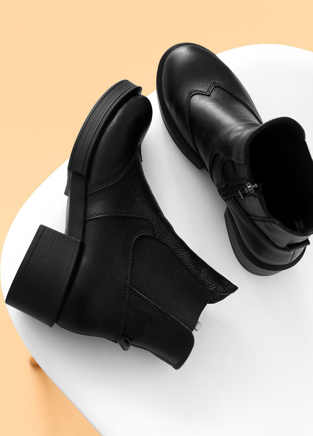 Осенние кожаные черные ботинки деми Villomi