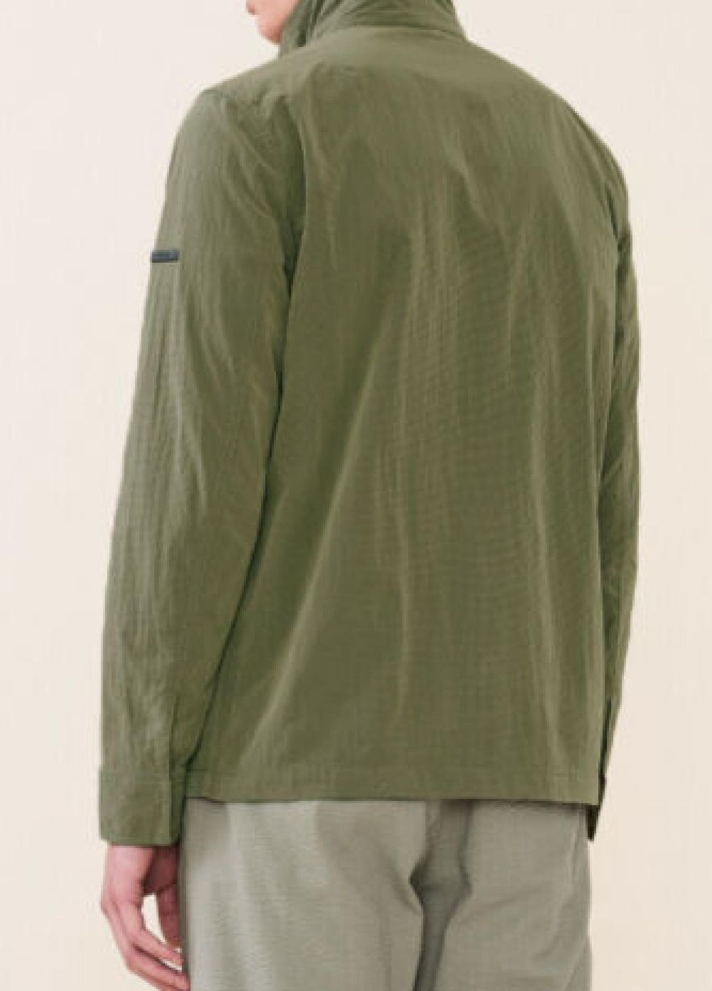 Зеленая куртка Elvine