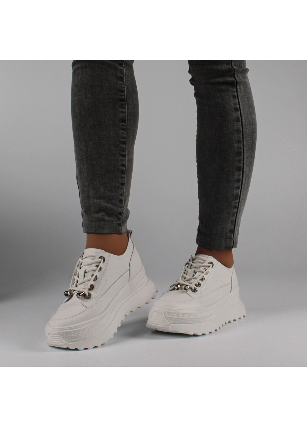 Белые демисезонные женские кроссовки 198924 Buts