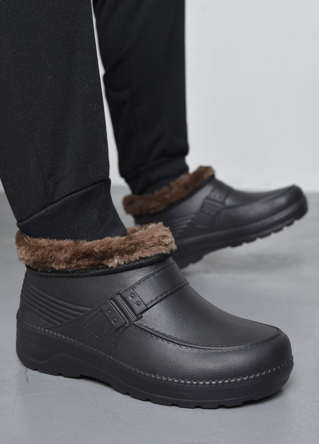 Галоши мужские на меху черного цвета Let's Shop (273901350)