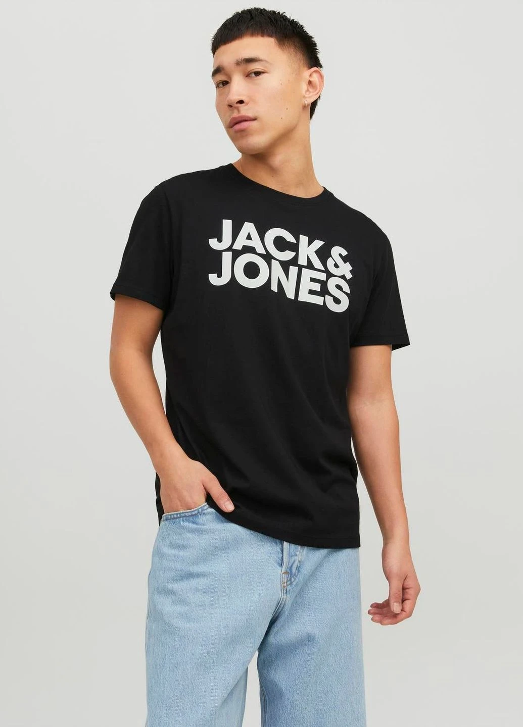 Чорна футболка basic,чорний з принтом білий,jack&jones Jack & Jones