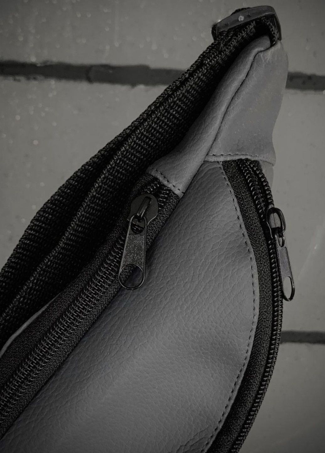 Стильна чоловіча бананка (копія) No Brand (257095803)