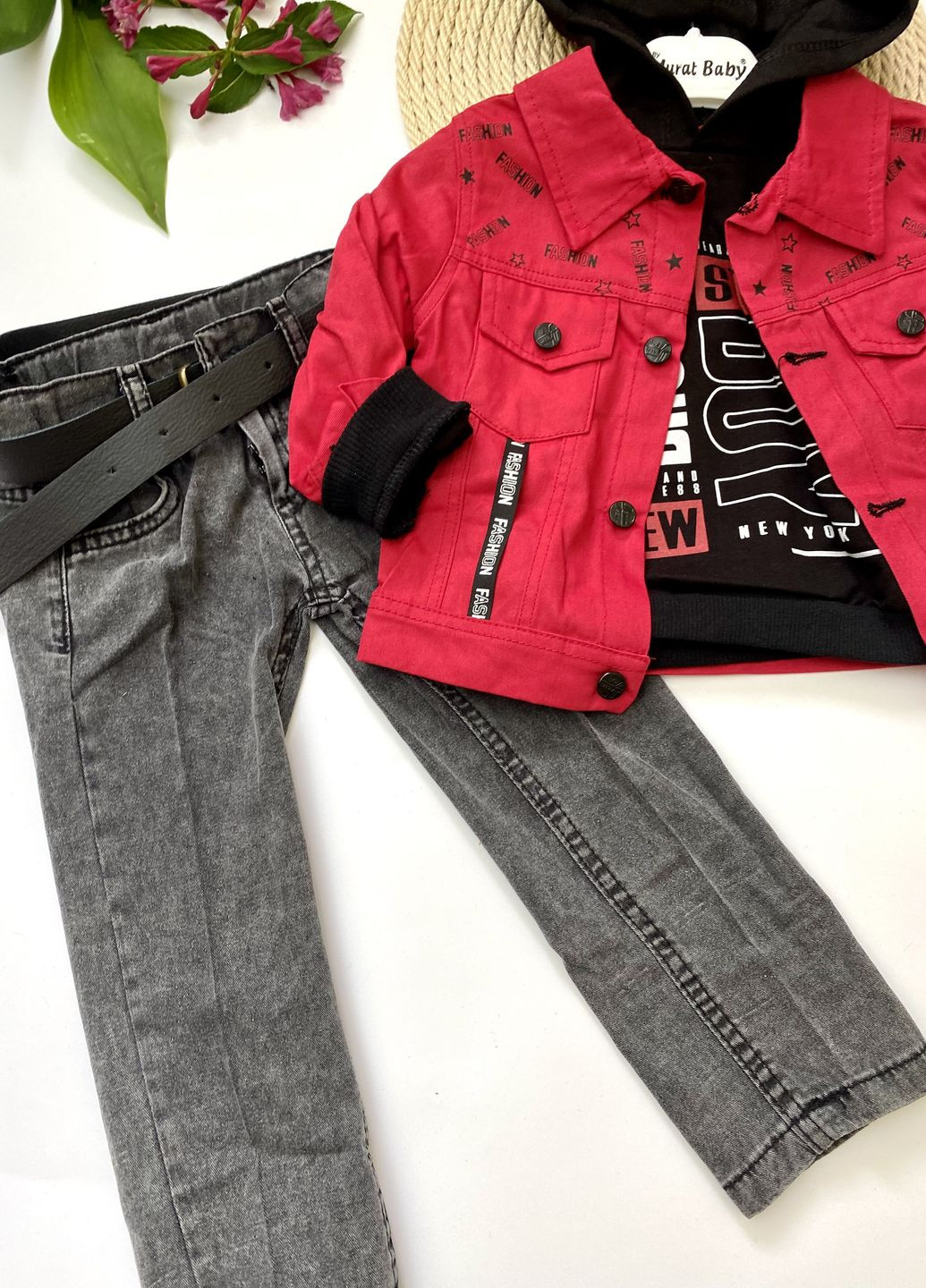 Сіро-червоний демісезонний крутий джинсовий костюм трійка для хлопчиків Murat baby