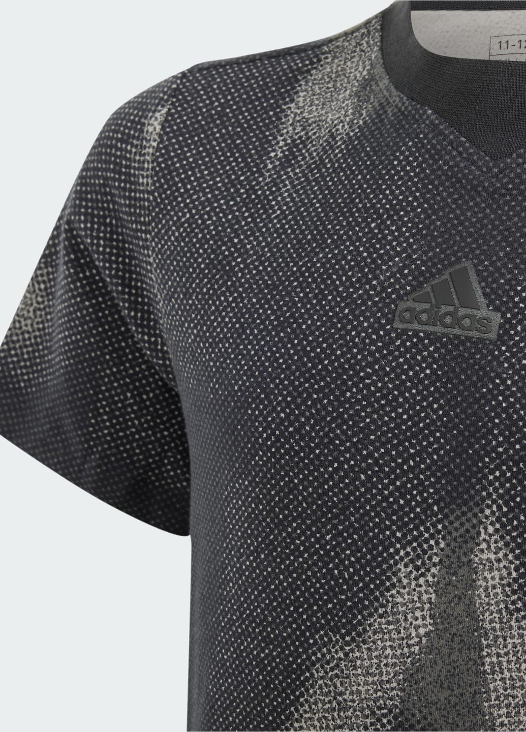Черная демисезонная футболка future icons kids adidas