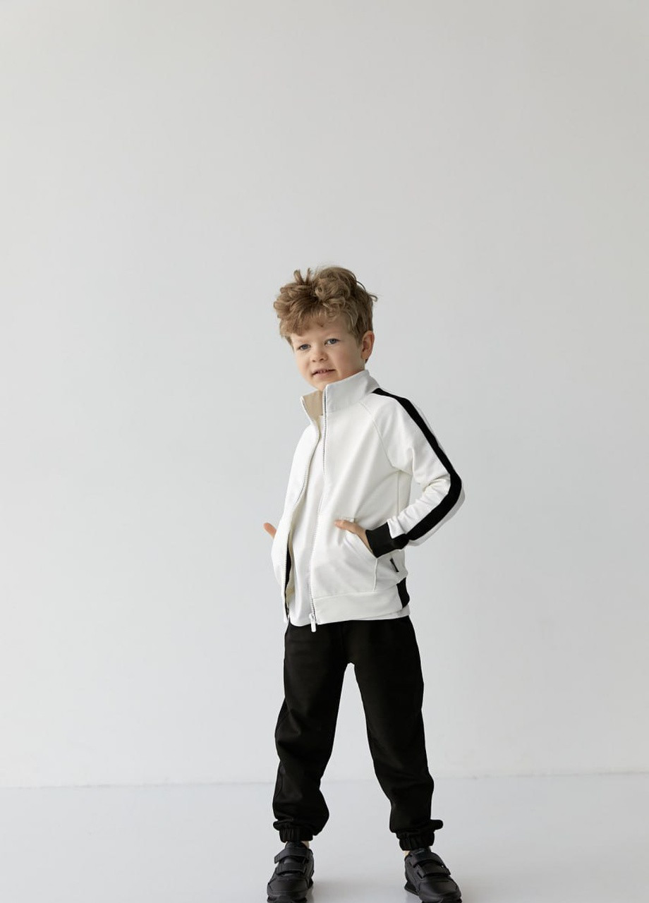 Спортивный костюм на мальчика цвет белый с черным 406589 New Trend (259034335)