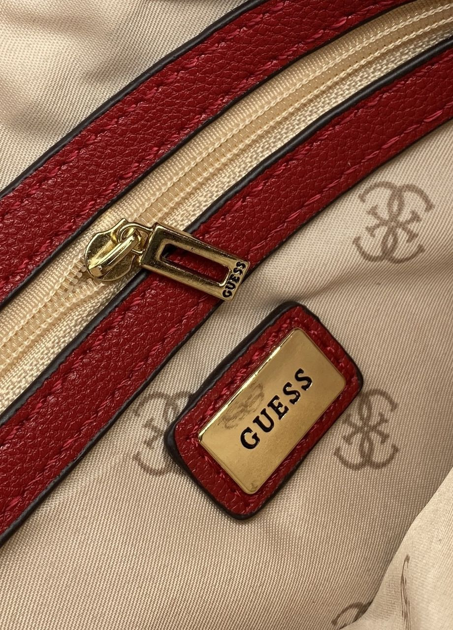 Женская прямоугольная сумка кросс-боди коричневая Guess (272593130)