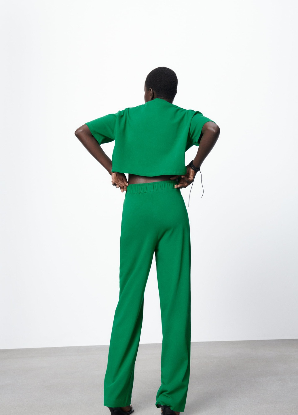 Зеленые кэжуал летние брюки Zara