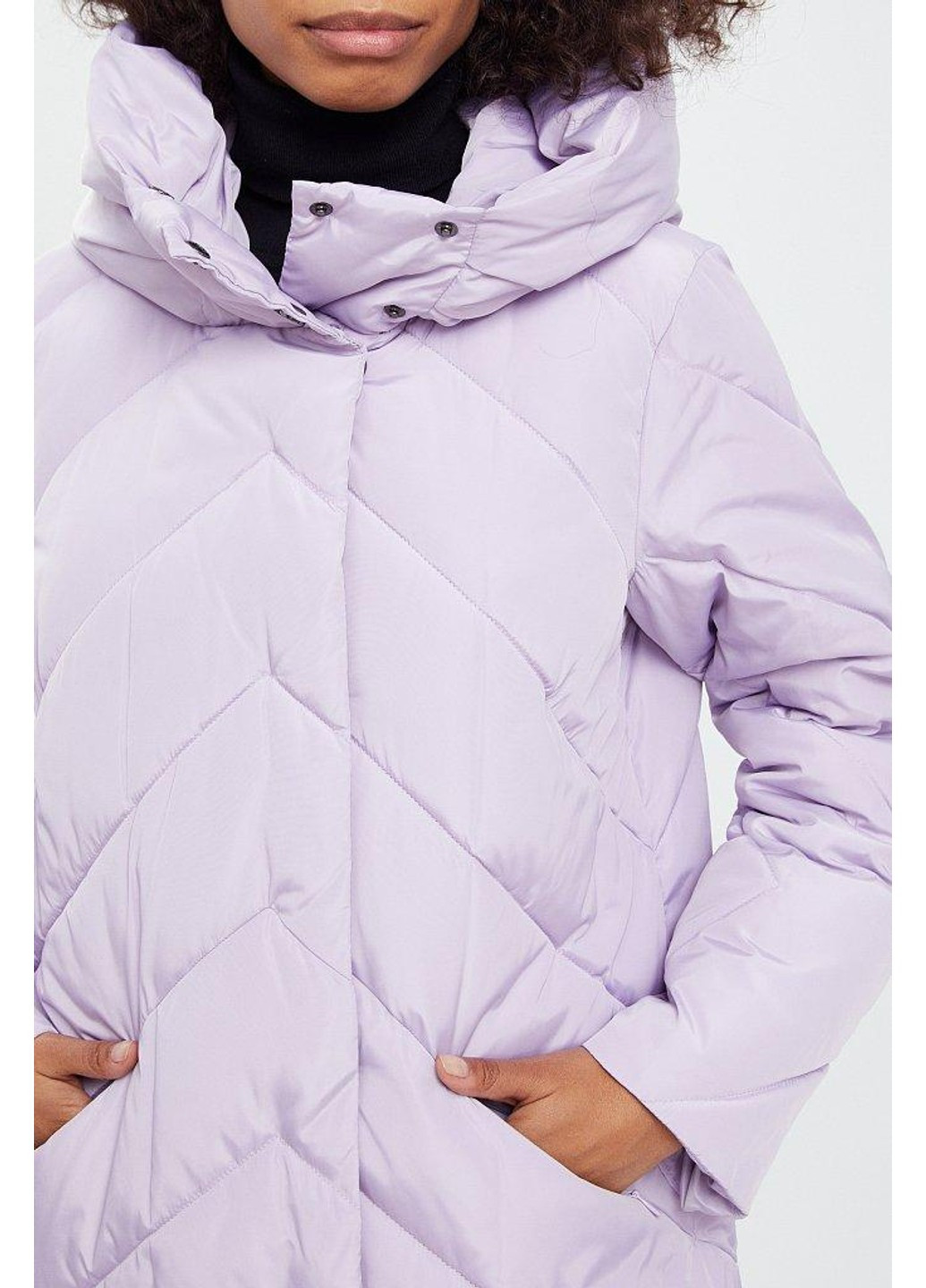 Сиреневая зимняя куртка a20-11006-828 Finn Flare