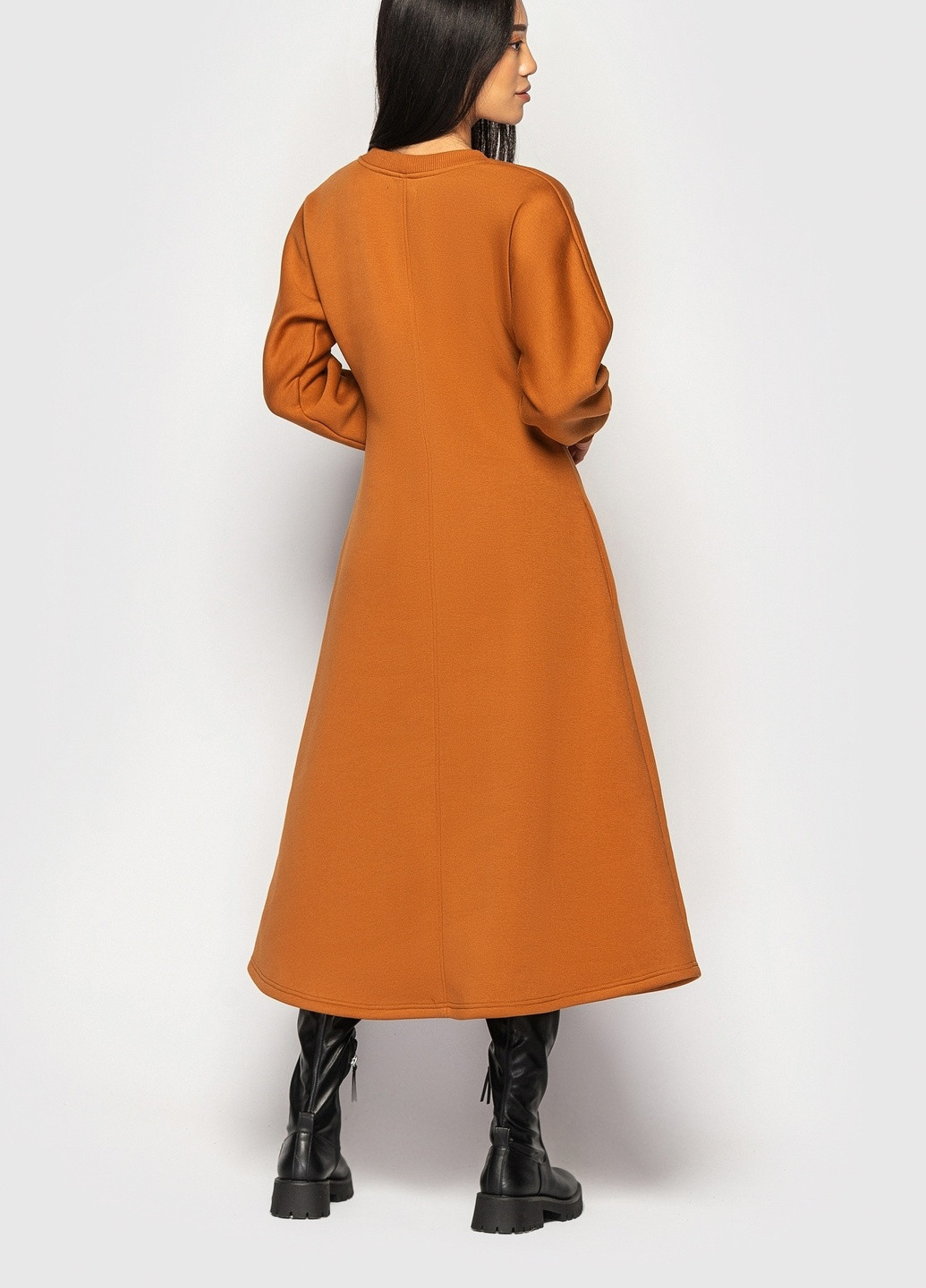 Оранжевое кэжуал теплое платье-миди с цельнокроеными рукавами а-силуэт MORANDI однотонное