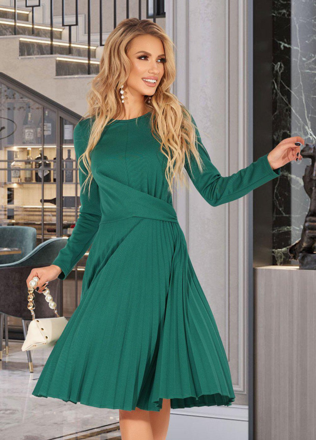 Зеленое сукнi норма стильне плаття пліссе (50113) Lemanta