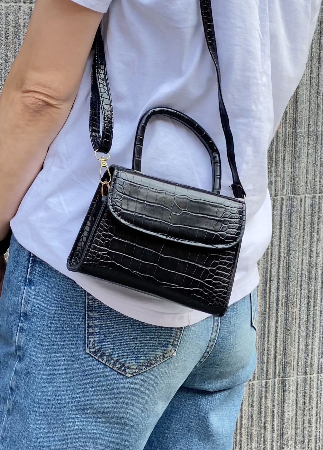Женская сумка кросс-боди рептилия черная No Brand (268737854)