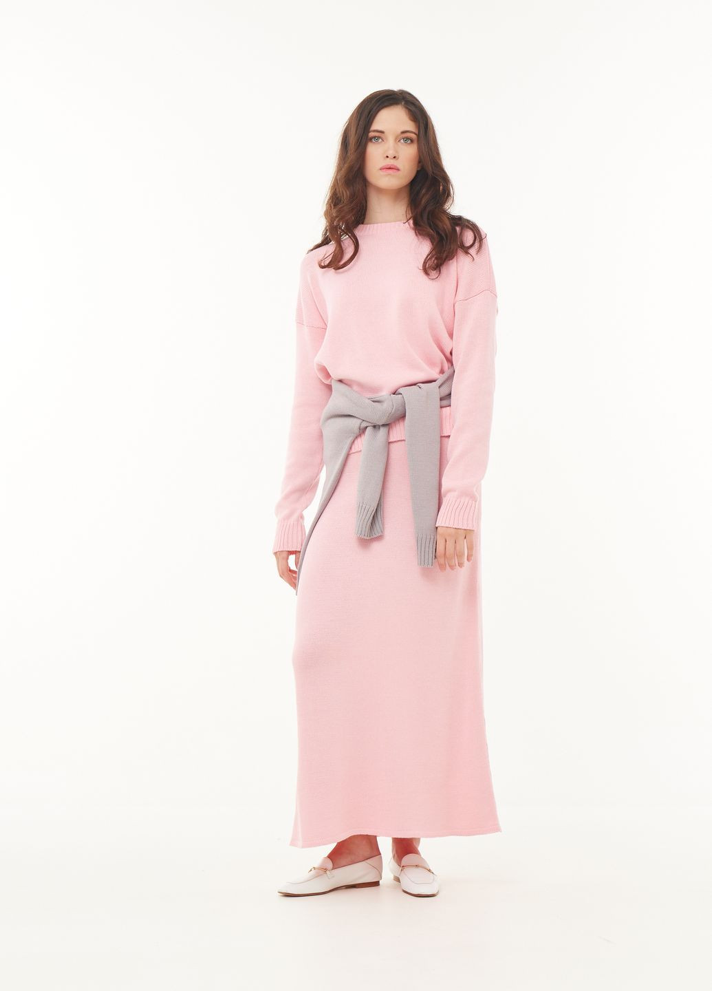 Вязаный комплект джемпер и юбка с шерстью мериноса розовый MORANDI (264749293)