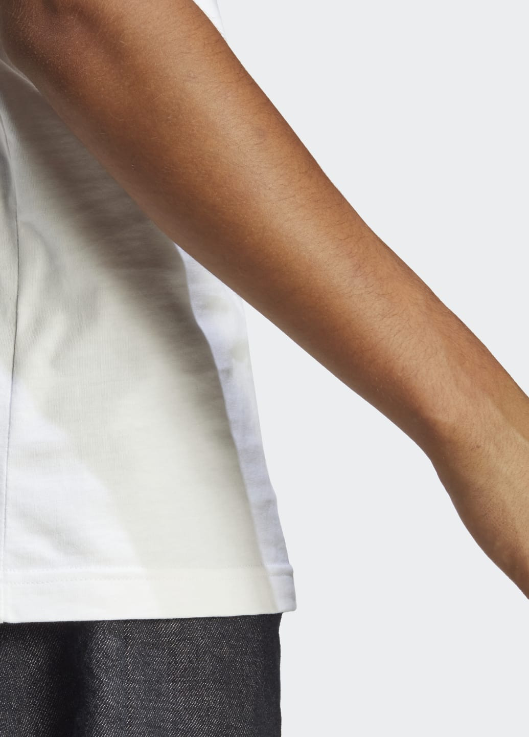Біла футболка essentials single jersey 3-stripes adidas