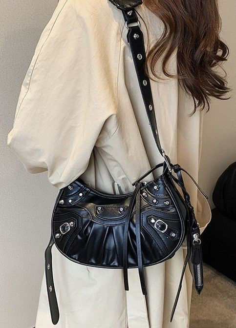 Женская сумка 603 1H-10622 багет кросс-боди черная No Brand (276717079)