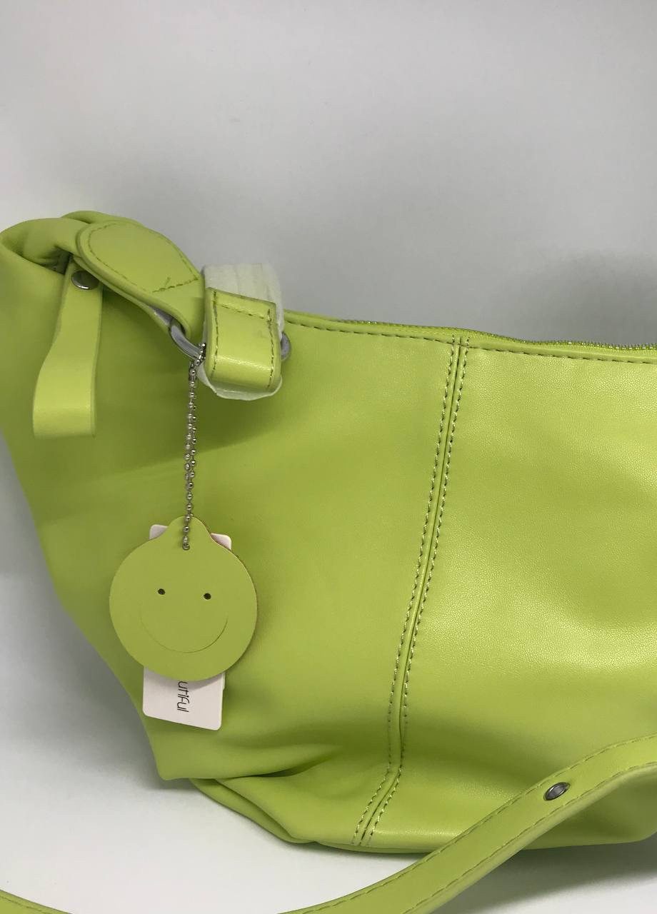 Жіноча сумочка колір насичений зелений 436078 New Trend (259501400)