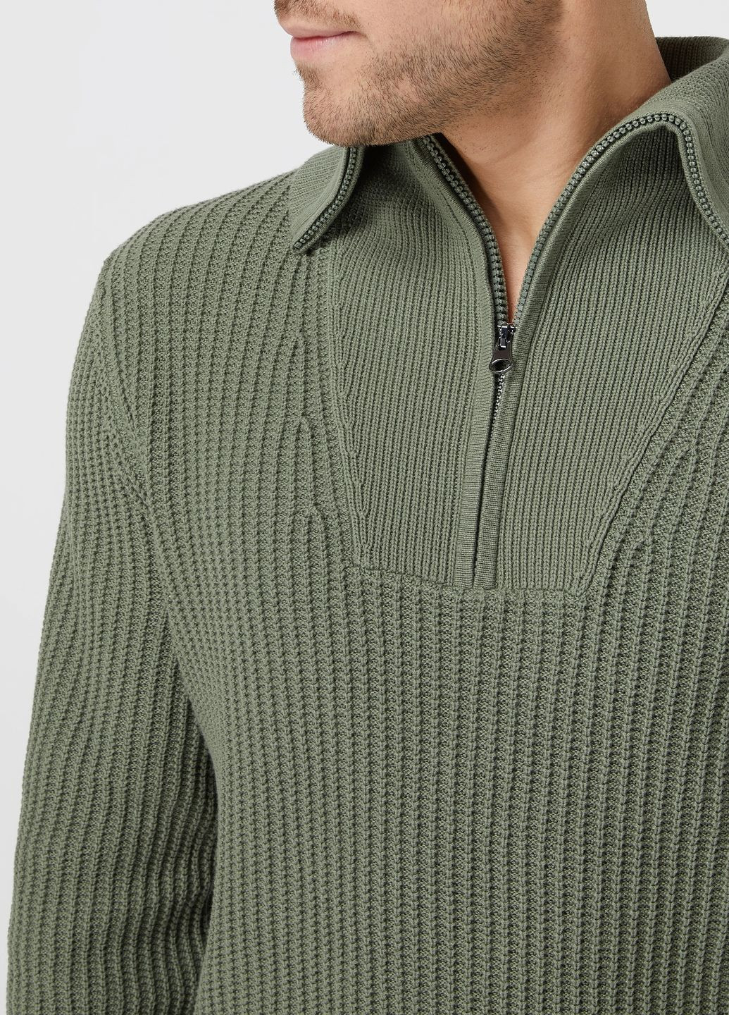 Оливковий светр чоловічий S.Oliver