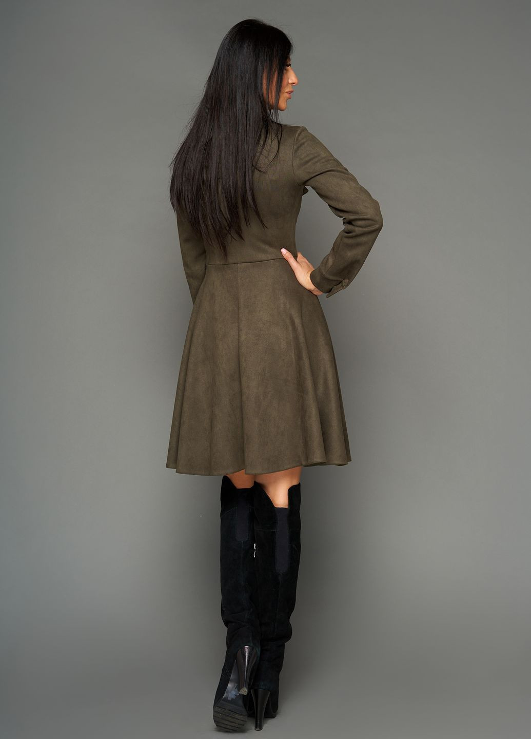 Оливкова (хакі) повсякденний, кежуал сукня з еко-замші Jadone Fashion однотонна