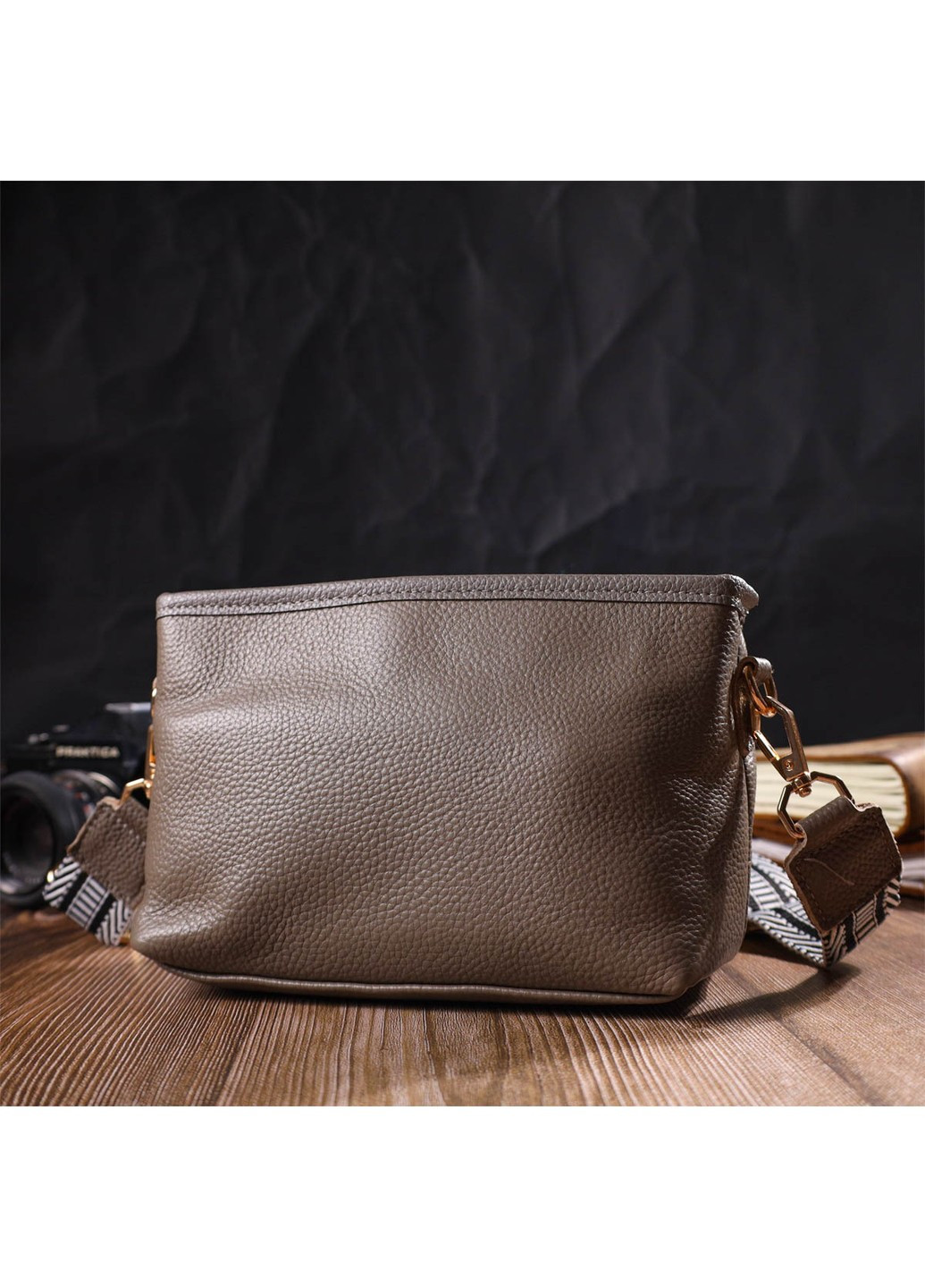 Компактна сумка на плече з натуральної шкіри 22098 Сіра Vintage (260359777)