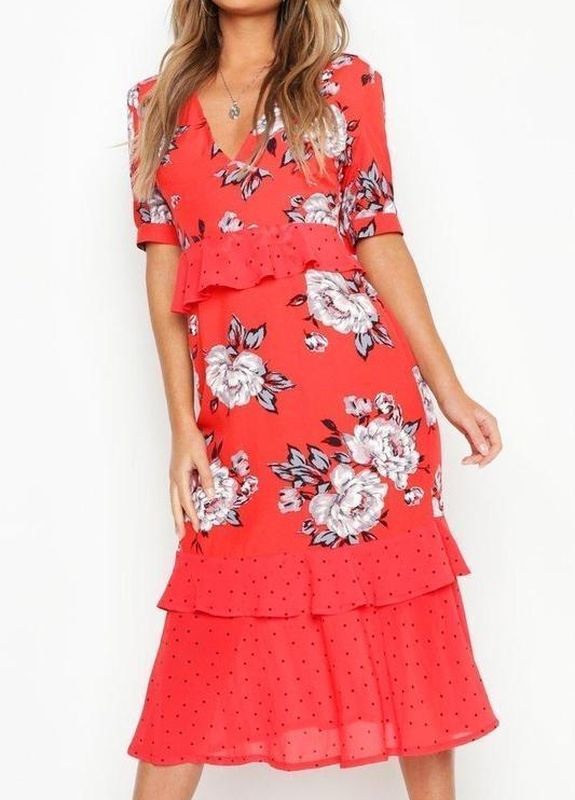Червона міді плаття квітковий принт з оборками Boohoo з квітковим принтом
