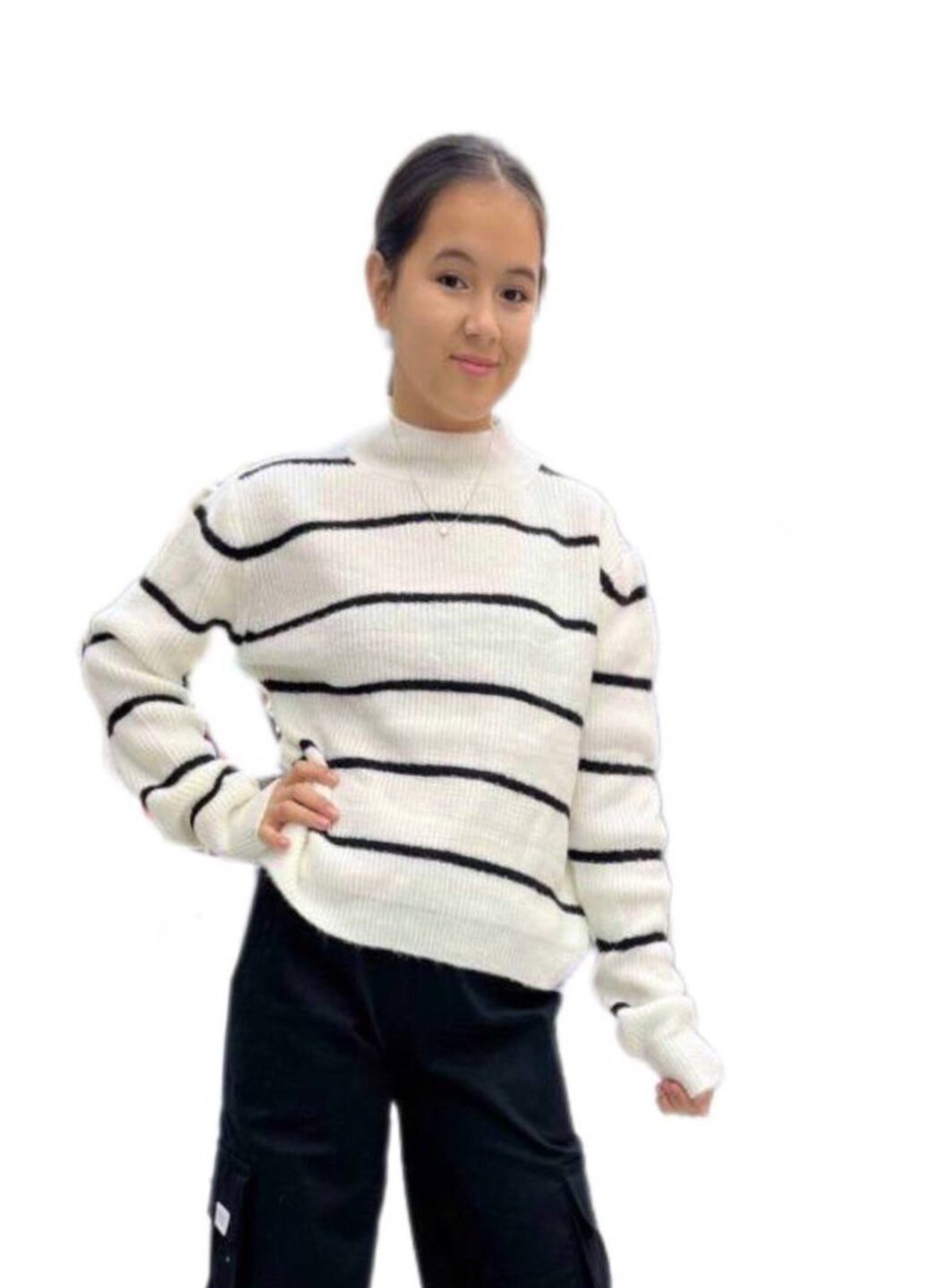 Молочный демисезонный свитер в полоску полугорло для девочки Mini Moda
