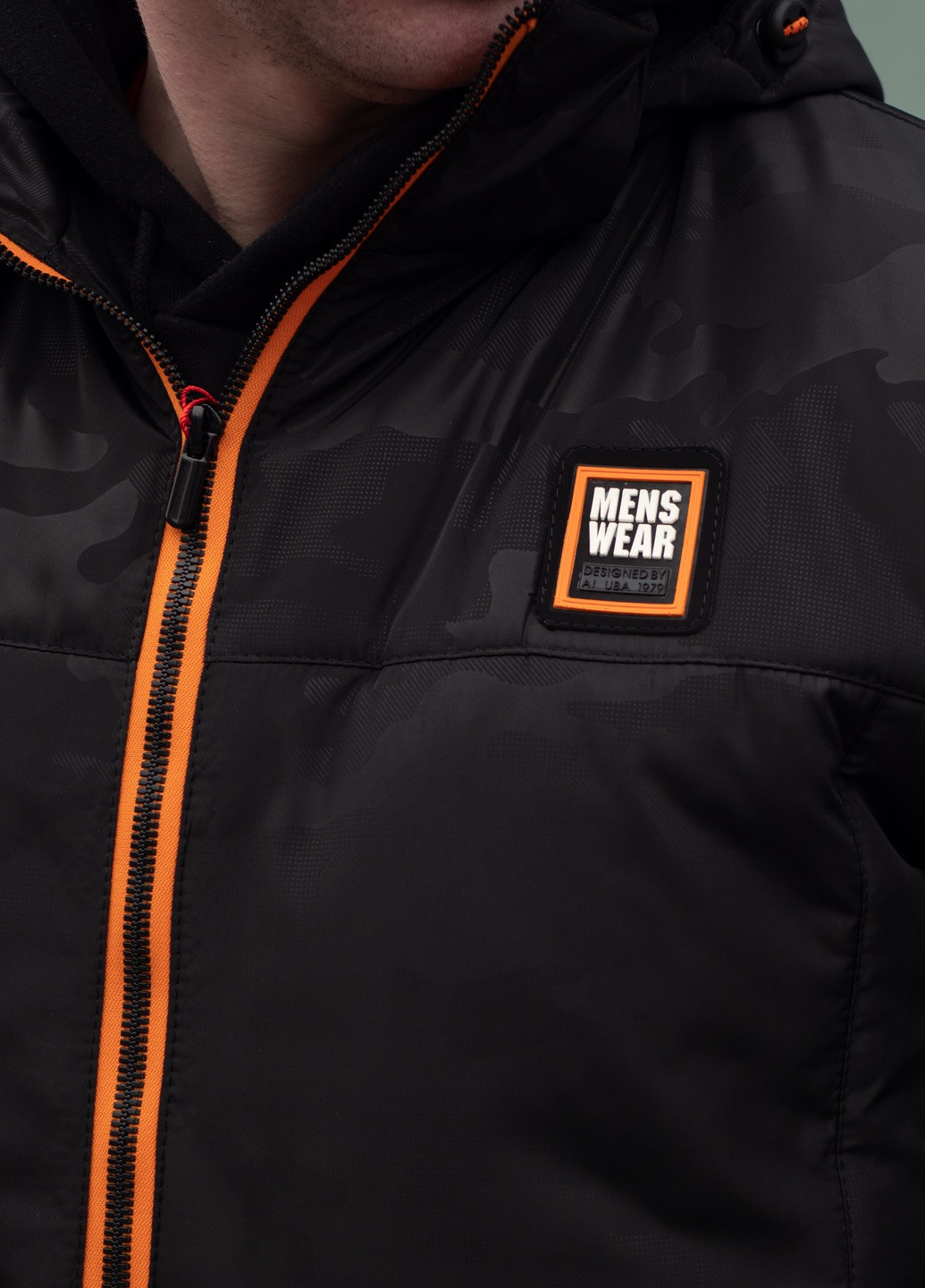 Черная демисезонная куртки мужские осенние от производителя SK